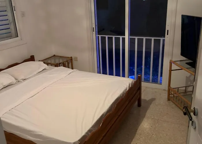 Entire House 普罗塔拉斯