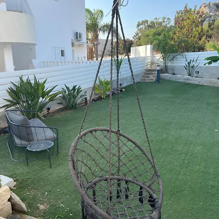 Entire House Tatil Evi